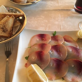 Pago Pago - Crostini di pesce - Pizza Near Me - Padova, PD