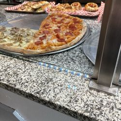 Little Charlie’s Pizza