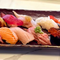 TARU - 10 pc. premium sushi served w miso soup