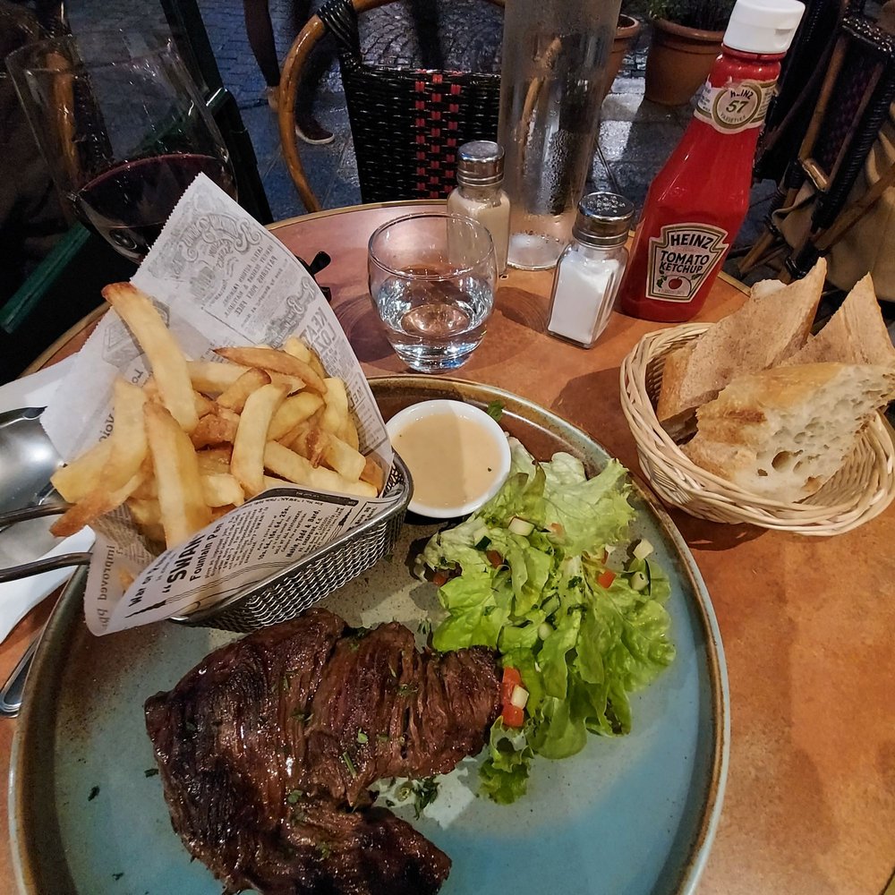 Hall 1900 - Steak with cheese sauce... - Bars Near Me - Paris, 75 Hall 1900 - Steak with cheese sauce... - Bars Near Me - Paris, 75