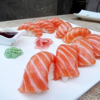 Luc Sushi - Japanese Near Me - Bordeaux, 33