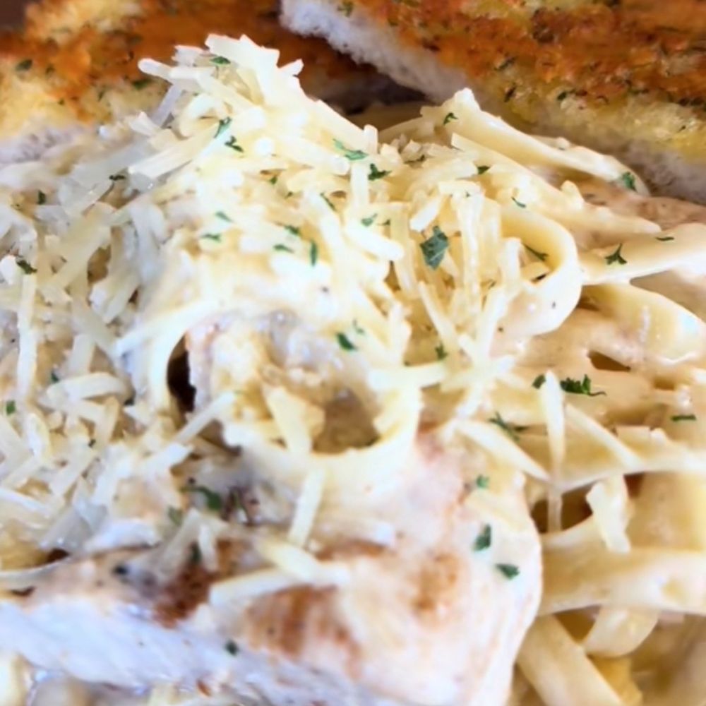 Sammy’s Cafe - Chicken Alfredo - Breakfast & Brunch Near Me - Rialto, California Sammy’s Cafe - Chicken Alfredo - Breakfast & Brunch Near Me - Rialto, California