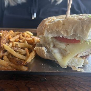 Sidewinders American Grill - Pesto Chicken - Bars Near Me - Bozeman, Montana