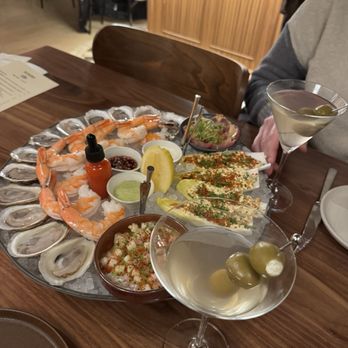 Tesiny - Wine Bars Near Me - Philadelphia, Pennsylvania