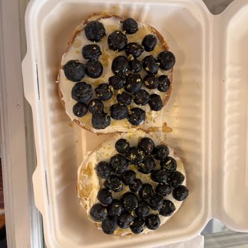 Astraea Coffee - The Siren Bagel - Coffee & Tea Near Me - Virginia Beach, Virginia