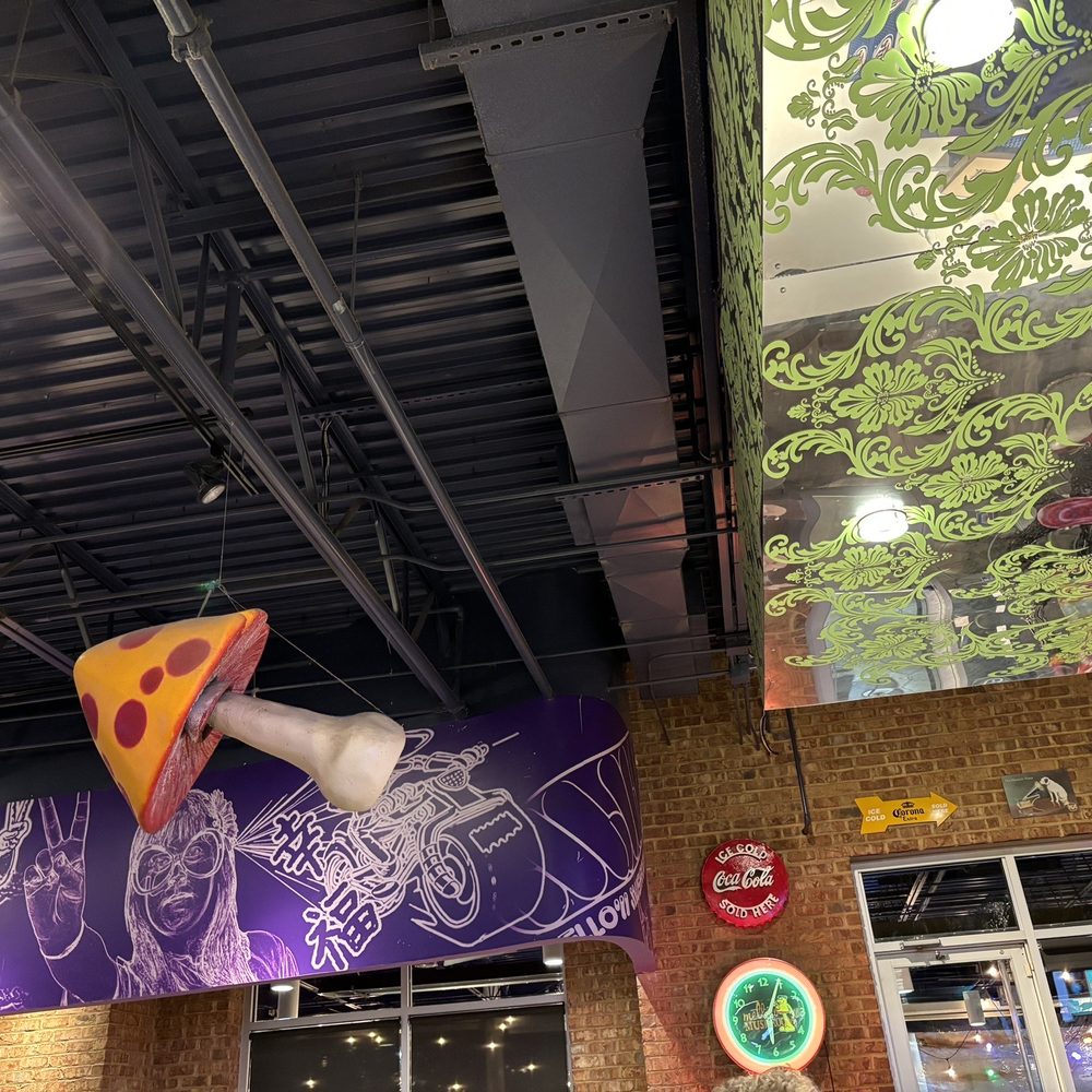 Mellow Mushroom Hickory - Cool decor - Pizza Near Me - Hickory, North Carolina Mellow Mushroom Hickory - Cool decor - Pizza Near Me - Hickory, North Carolina