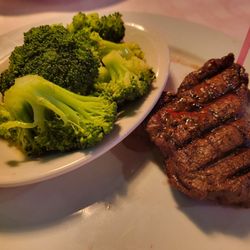 user provided Manny's Original Chophouse photo