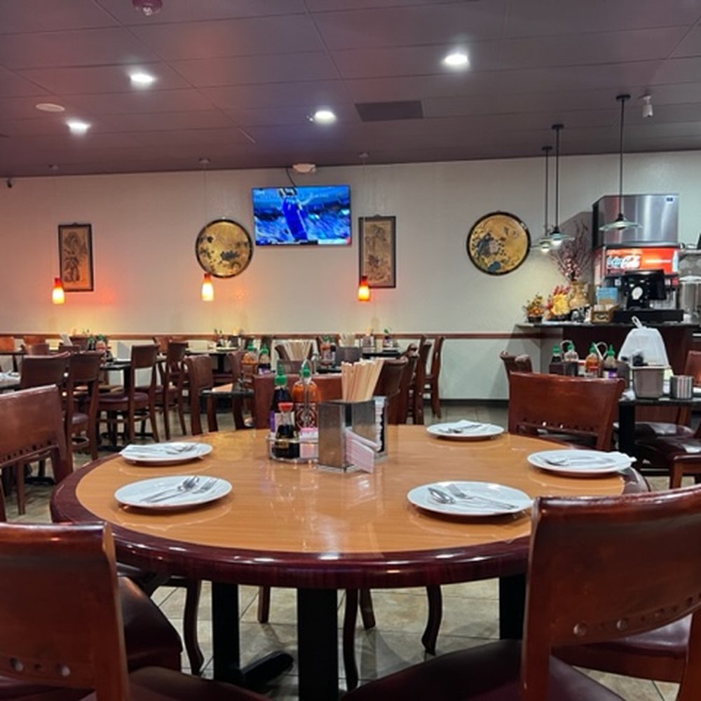 Silver Chopsticks - Dining area - Vietnamese Near Me - Reno, Nevada Silver Chopsticks - Dining area - Vietnamese Near Me - Reno, Nevada