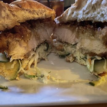 Quips Pub - Fried chicken sarnie special - British Near Me - Lancaster, Pennsylvania