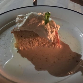 Bili Restaurant - Tres Leche cake - Caribbean Near Me - Vieques, Puerto Rico
