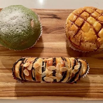 Sweet Bean - Matcha red bean bun; salted yolk pineapple bun; black sesame bun - Bakeries Near Me - Chicago, Illinois