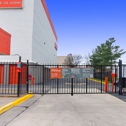 Public Storage