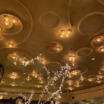 Bistro Niko - Beautiful dining room - French Near Me - Atlanta, Georgia Bistro Niko - Beautiful dining room - French Near Me - Atlanta, Georgia