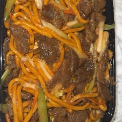 L & L Asian Restaurant - Beef Lo Mein