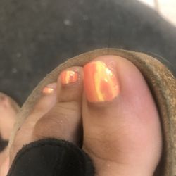 Messed up my nail shape ... I don't even understand what's going on here