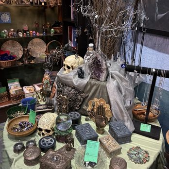 The Green Man Store - Supernatural Readings Near Me - Burbank, California