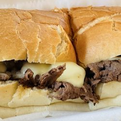 Vinny's Italian Grill & Pizzeria - Cheesesteak Sandwich