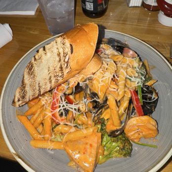 Ivy City SmokeHouse - Seafood Pasta - Seafood Near Me - Washington, DC, District of Columbia