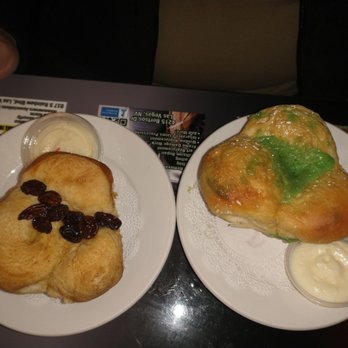 Jamms Restaurant - Pot-O-Bread (Cinnamon & St. Patrick's Day Special) - Breakfast & Brunch Near Me - Las Vegas, Nevada