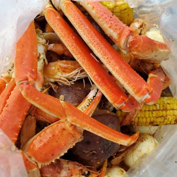 Juicy Crab - Snow crab, shrimp, clams - Cajun/Creole Near Me - Fresh Meadows, New York