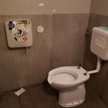 Blues Canal - Ladies toilet - Pubs Near Me - Milan, Michigan