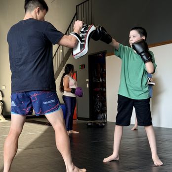 MMA District - Muay Thai Near Me - Los Angeles, California MMA District - Muay Thai Near Me - Los Angeles, California