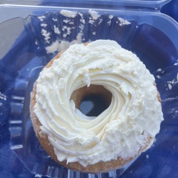 Five Daughters Bakery - Vanilla cream, very soggy - Bakeries Near Me - Nashville, Tennessee Five Daughters Bakery - Vanilla cream, very soggy - Bakeries Near Me - Nashville, Tennessee