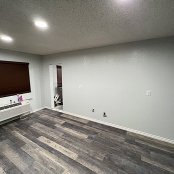 MRV Construction - Laminate flooring/ painting - General Contractors Near Me MRV Construction - Laminate flooring/ painting - General Contractors Near Me