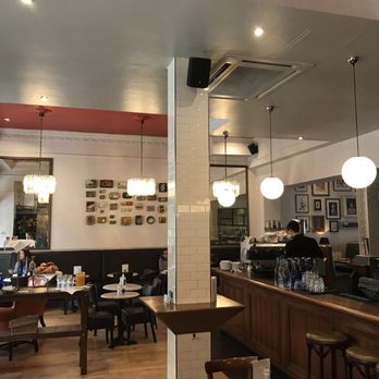 Coco Momo - Nice comfortable open space. - Gastropubs Near Me - London, XGL Coco Momo - Nice comfortable open space. - Gastropubs Near Me - London, XGL