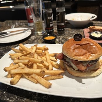 LongHorn Steakhouse - LongHorn Burger & Seasoned French Fries - Steakhouses Near Me - Hixson, Tennessee LongHorn Steakhouse - LongHorn Burger & Seasoned French Fries - Steakhouses Near Me - Hixson, Tennessee