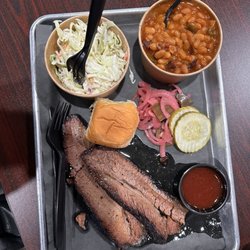 Kings Brewing - Brisket, Cole slaw, sweet and Smokey cowboy beans, dill pickles and onion, dinner roll