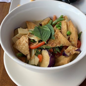Erawan Thai Kitchen - Thai Near Me - Aurora, Ohio