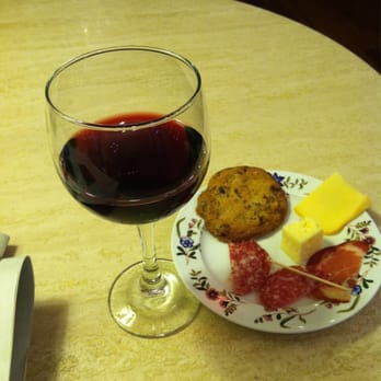 Washington Square Inn - Complimentary wine and snacks - Hotels Near Me - San Francisco, California