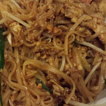 Thai Country Restaurant - Chicken Pad Thai - Thai Near Me - Clovis, California Thai Country Restaurant - Chicken Pad Thai - Thai Near Me - Clovis, California