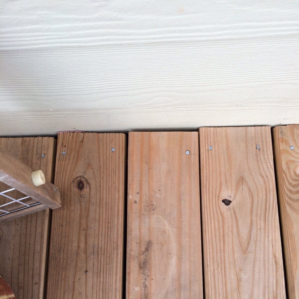 Yards Apart Landscape - Boards not nailed in properly - Landscaping Near Me Yards Apart Landscape - Boards not nailed in properly - Landscaping Near Me