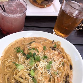 TWO60 Kitchen + Bar - Alfredo pasta, drinks - New American Near Me - Fairfield, California TWO60 Kitchen + Bar - Alfredo pasta, drinks - New American Near Me - Fairfield, California
