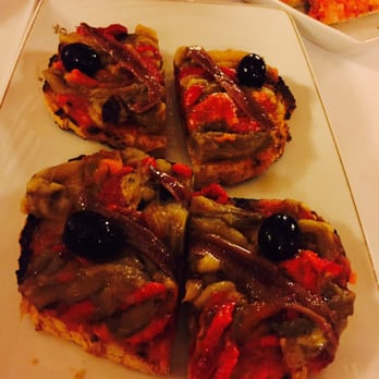 Parador de Cardona - Roasted vegetables with anchovies - Hotels Near Me - Cardona, B