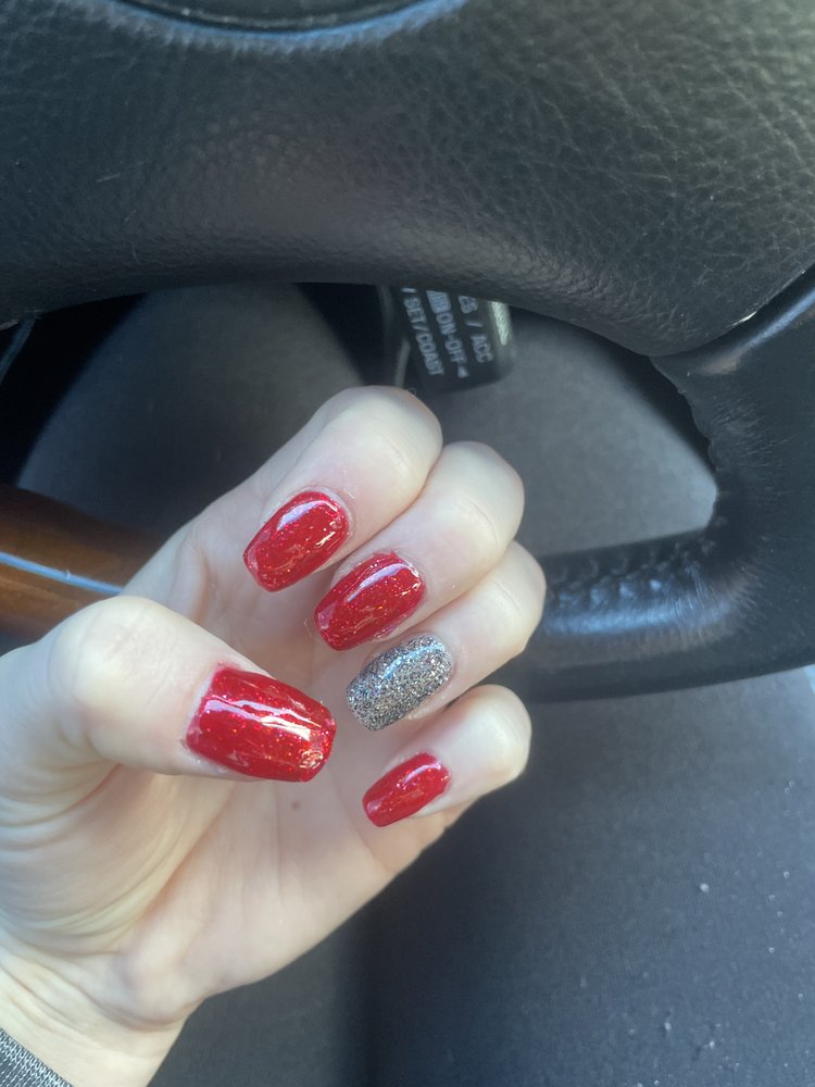 5 STAR NAILS Updated October 2024 104 Lawson Dr,