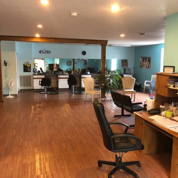 Three Way Hair Cottage - Hair Salons Near Me - Chilhowie, Virginia Three Way Hair Cottage - Hair Salons Near Me - Chilhowie, Virginia
