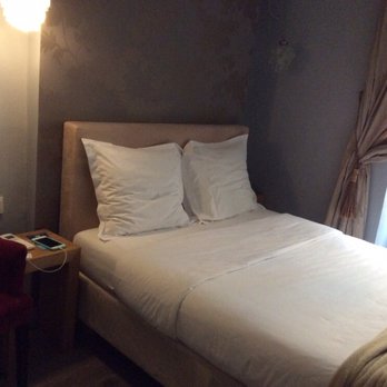 Hôtel de la Mer - Nice hotel in Nice  Couldn't resist. Right on Place Masséna. - Hotels Near Me - Nice, 06