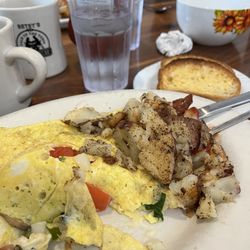 Talk of the Town - Gf omelet & home fries & toast