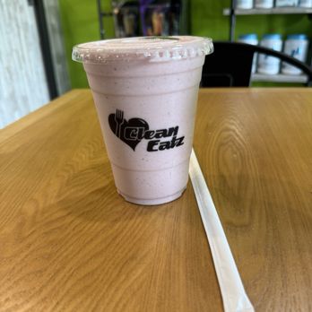 Clean Eatz - Straw-Nana Blast - Wraps Near Me - Jacksonville, Florida