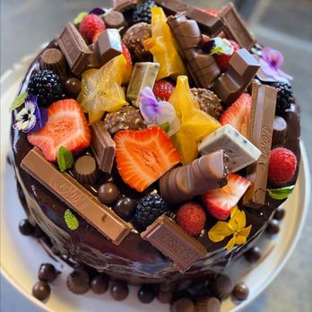 Briqueta - Y que digo del pastel hecho en Briqueta hermoso por fuera, delicioso por dentro. Yumi - Barbeque Near Me - Todos Santos, BCS Briqueta - Y que digo del pastel hecho en Briqueta hermoso por fuera, delicioso por dentro. Yumi - Barbeque Near Me - Todos Santos, BCS