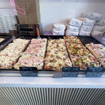Sugo - Pizza Bar - Pizza Near Me - Costa Mesa, California
