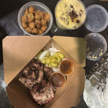 Pecan Lodge - Platter with brisket and pulled pork Sides of fried okra and mac & cheese - Sandwiches Near Me - Dallas, Texas Pecan Lodge - Platter with brisket and pulled pork Sides of fried okra and mac & cheese - Sandwiches Near Me - Dallas, Texas