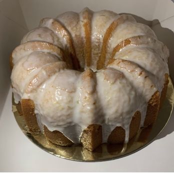 Corneille Caribbean kitchen - 7up Cake - Caribbean Near Me - Buffalo, New York Corneille Caribbean kitchen - 7up Cake - Caribbean Near Me - Buffalo, New York
