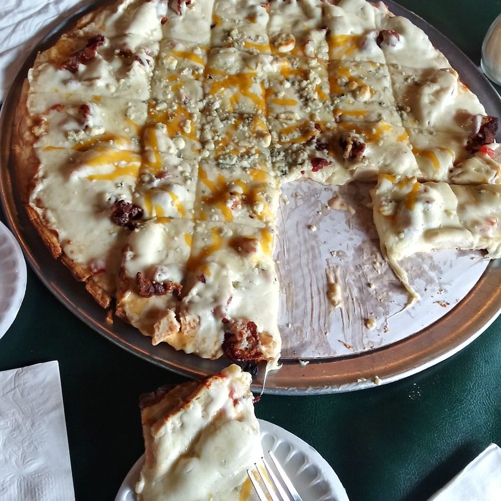 The Willard - The Bangin' Bleu Cheese Pizza on thin crust...came for the pizza tonight. This pizza truly lives up to its name...its BANGIN' - Chicken Wings Near Me - Franklin, Indiana