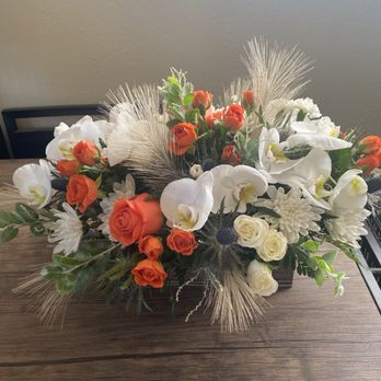 Capri Flowers - Custom flower arrangement with some dried elements - Florists Near Me - Orange, California