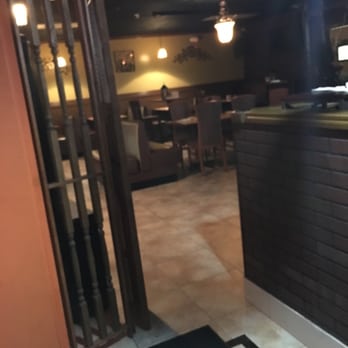 Unique Park Restaurant - Dinning room - Tapas/Small Plates Near Me - Pompano Beach, Florida