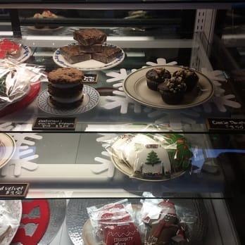 Lickity Split Frozen Custard & Sweets - Ice Cream & Frozen Yogurt Near Me - Chicago, Illinois
